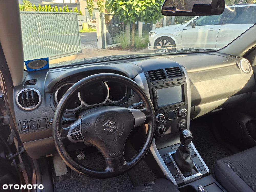 Suzuki Grand Vitara 1.9 DDiS - 8