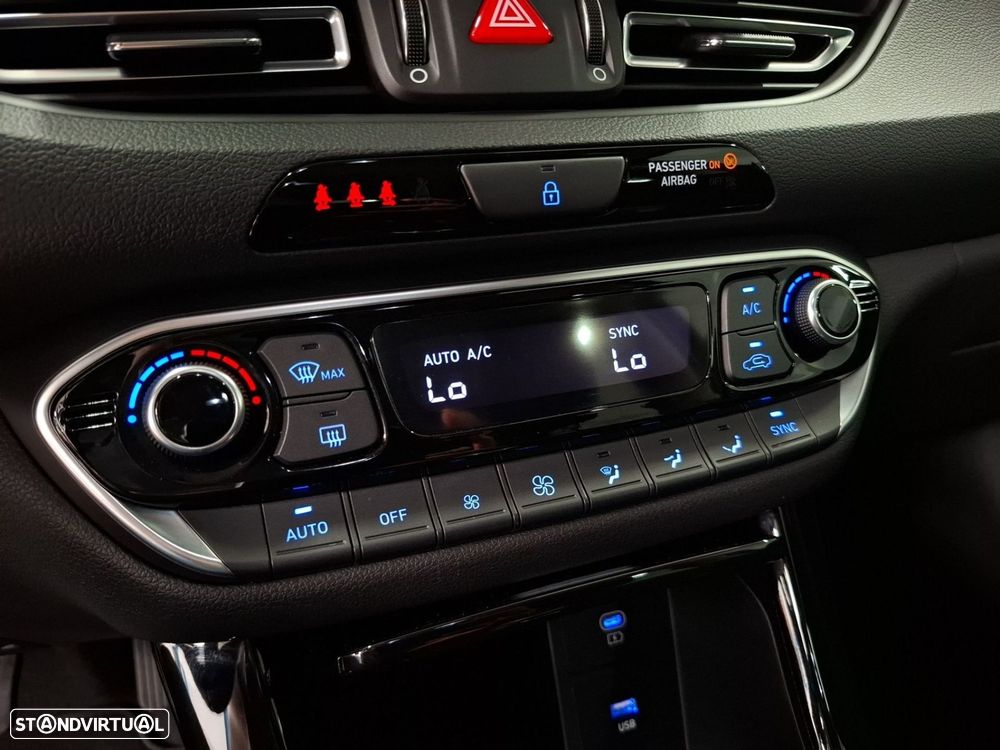 Hyundai i30 - 16