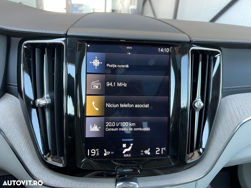 Volvo XC 60 - 31