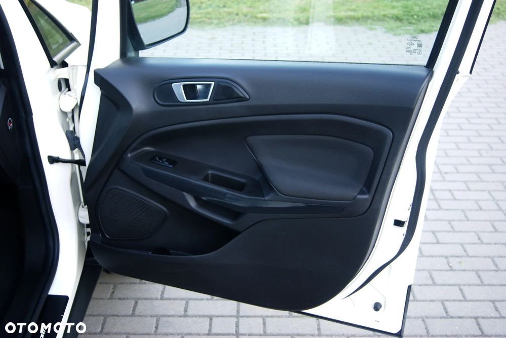 Ford EcoSport 1.0 EcoBoost TREND - 28