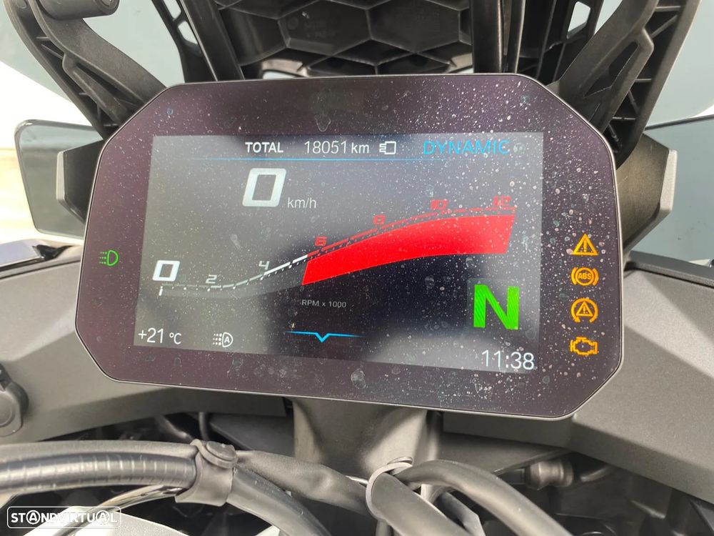 BMW S 1000 XR Triple Black - 9