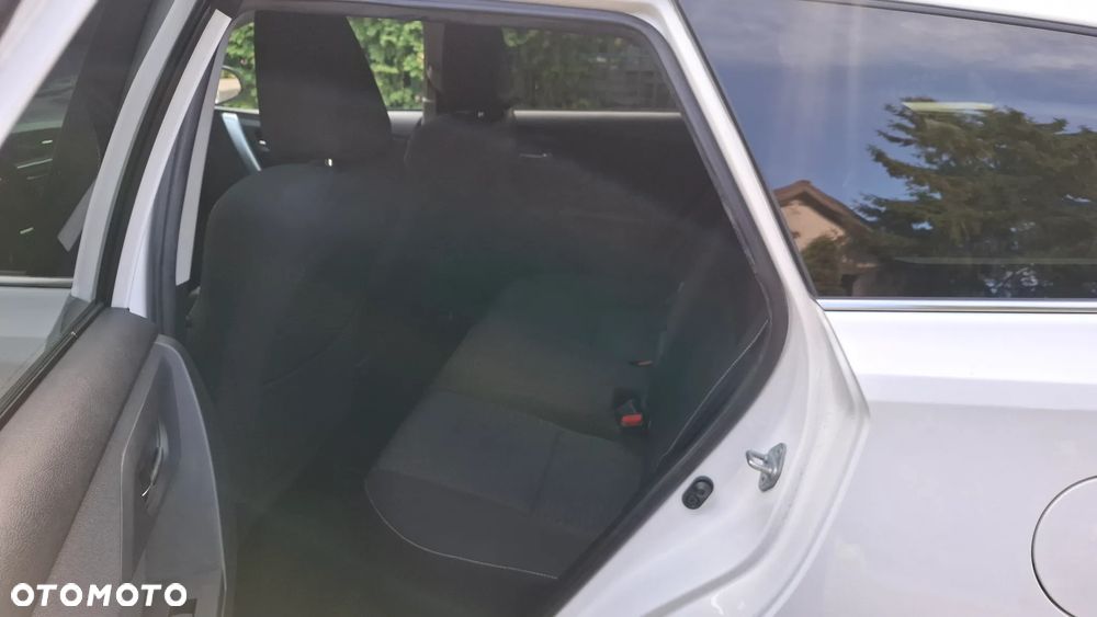 Toyota Auris 2.0 D-4D Edition - 14