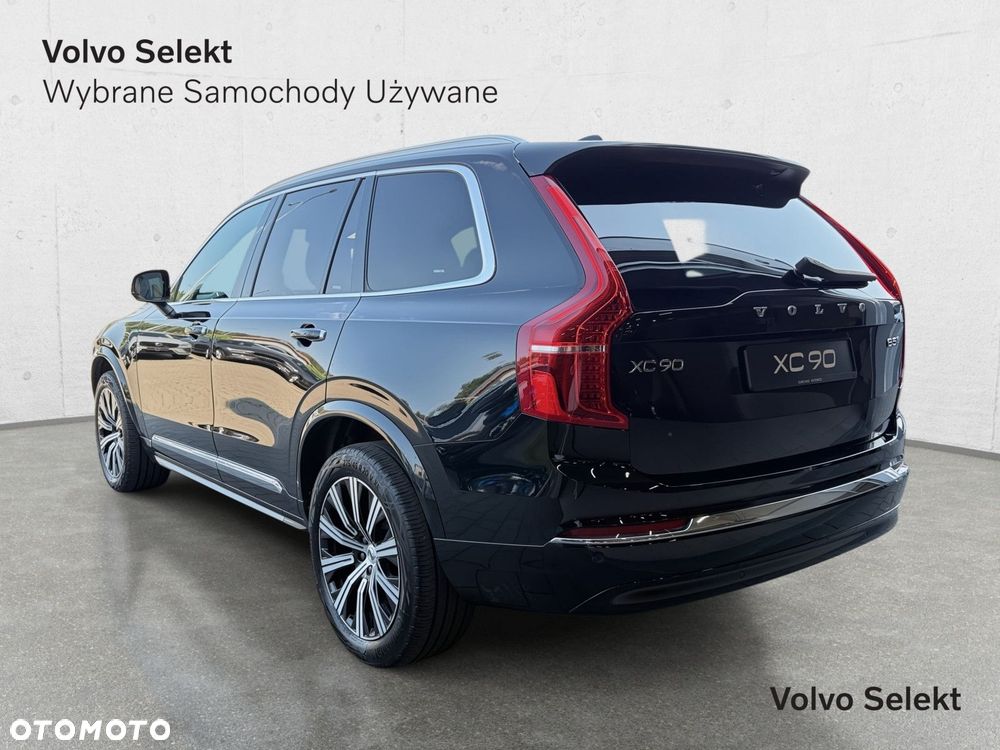 Volvo XC 90 - 8