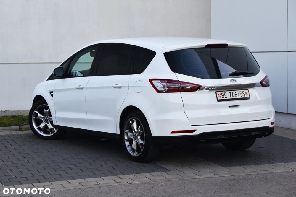 Ford S-Max 2.0 TDCi Titanium PowerShift - 37