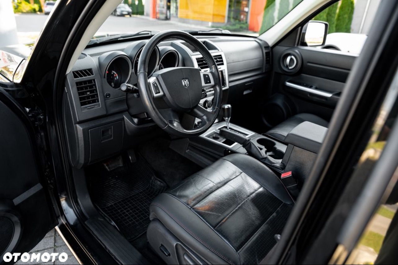 Dodge Nitro 4.0 V6 RT - 5