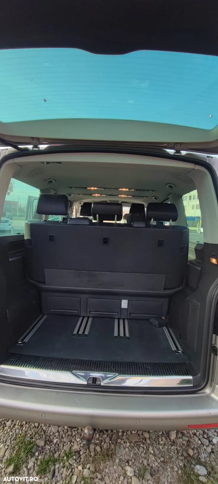 Volkswagen Multivan - 8