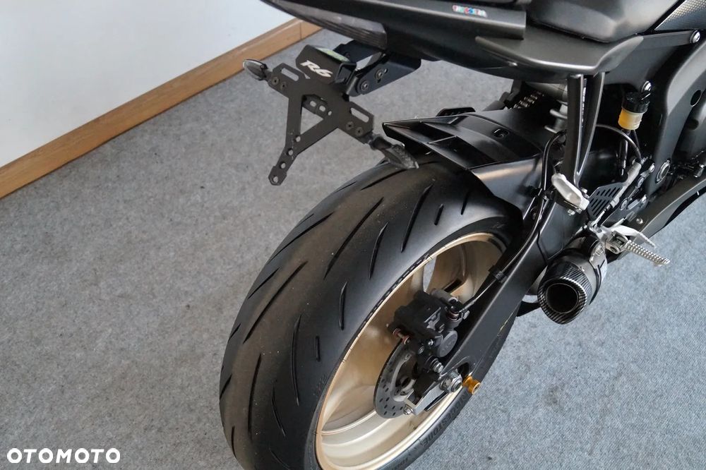 Yamaha R6 - 15