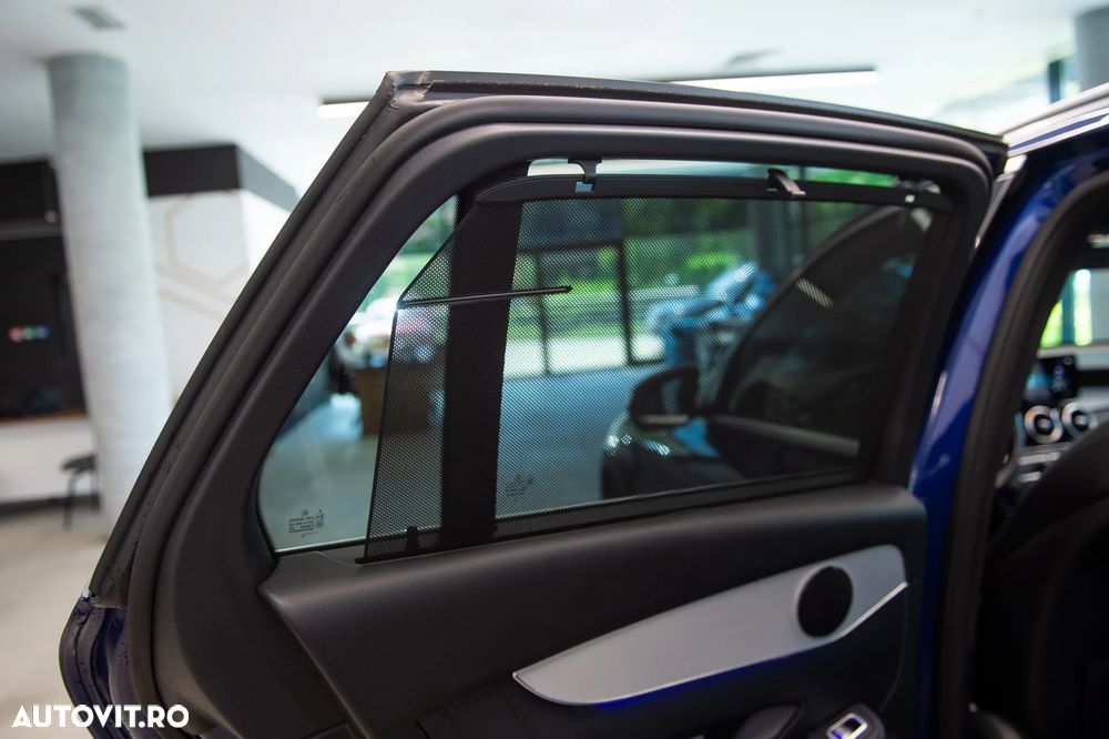 Mercedes-Benz GLC 300 d 4MATIC - 33