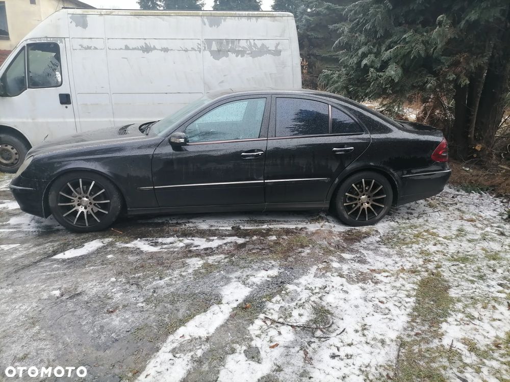 Mercedes-Benz Klasa E - 1