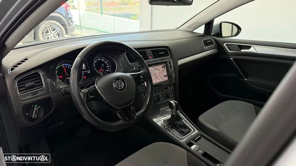 VW e-Golf AC/DC - 15