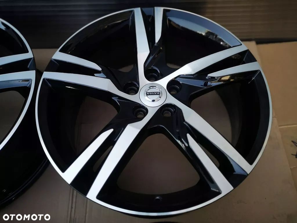 VOLVO XC60 V90 S90 S60 XC40 7,5X19 ET50,5 - 1