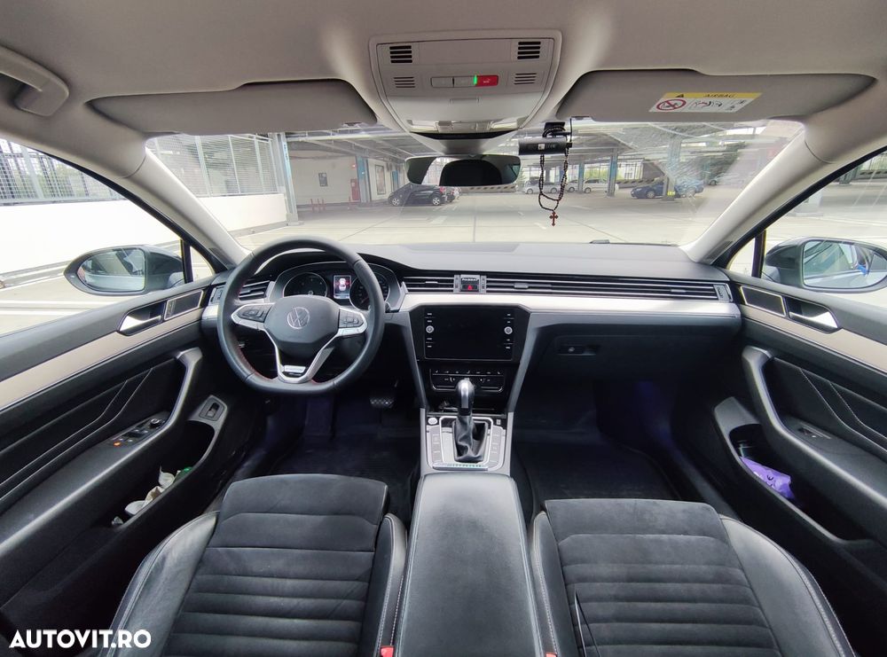 Volkswagen Passat 2.0 TDI DSG 4Mot Highline - 11