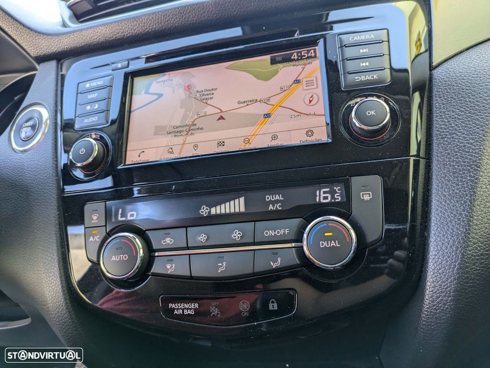 Nissan Qashqai 1.5 dCi N-Connecta J18 - 17