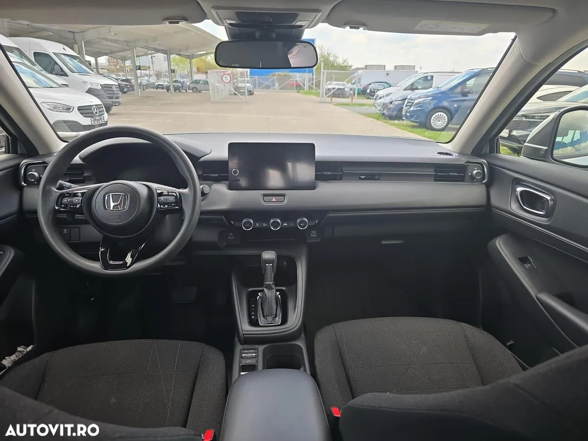 Honda HR-V 1.5 i-VTEC 4x2 CVT Elegance - 11