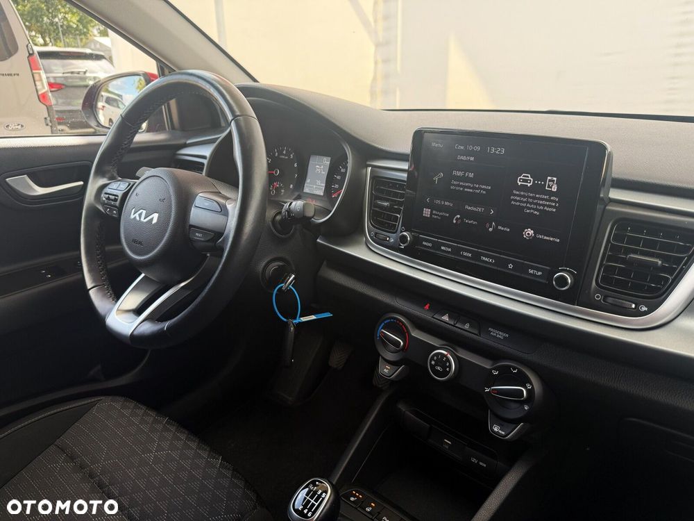 Kia Rio - 27