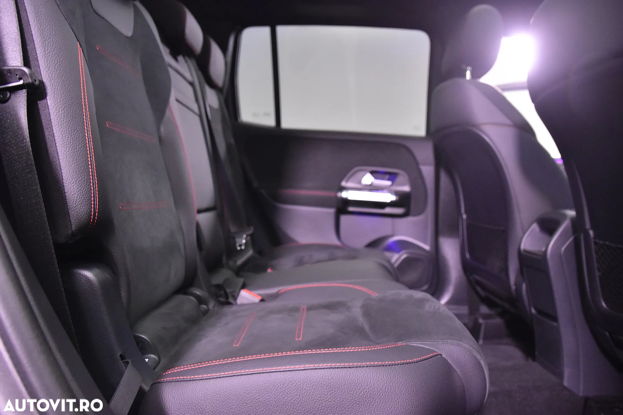 Mercedes-Benz GLB 200 d 4MATIC Aut. - 12