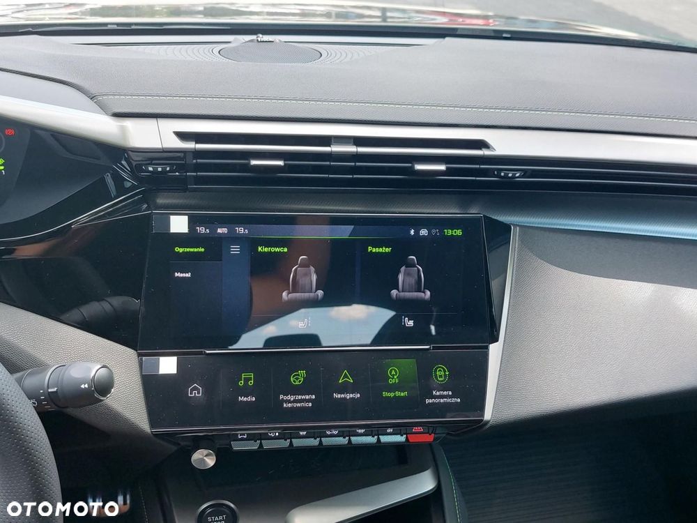 Peugeot 408 1.2 PureTech mHEV GT Exclusive S&S e-DCS6 - 29