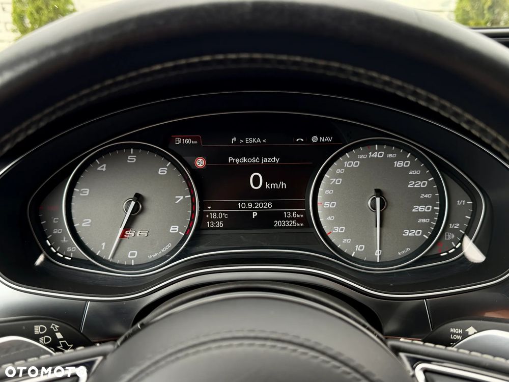 Audi S6 Avant Standard - 17