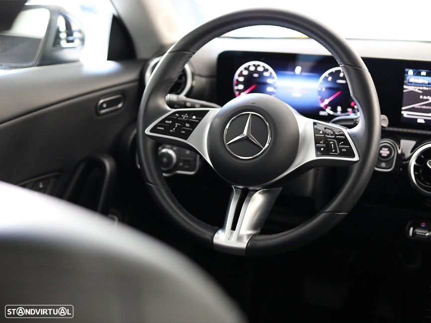 Mercedes-Benz CLA 180 d Shooting Brake Style Plus Aut. - 25