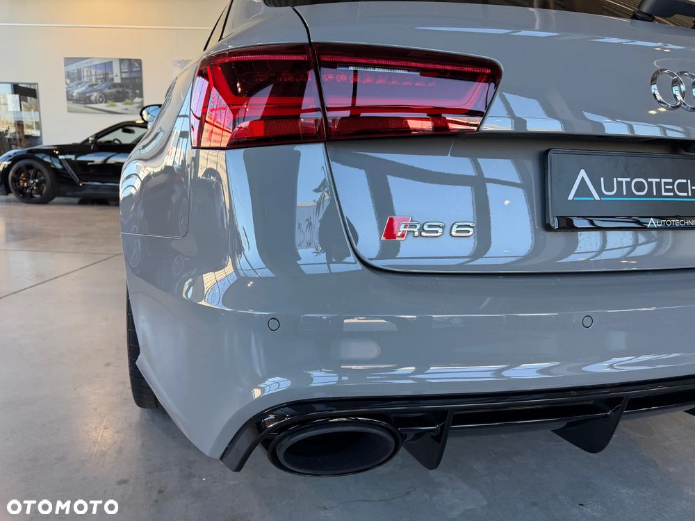 Audi RS6 - 12