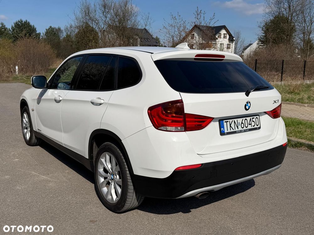 BMW X1 sDrive18d Sport Line - 14