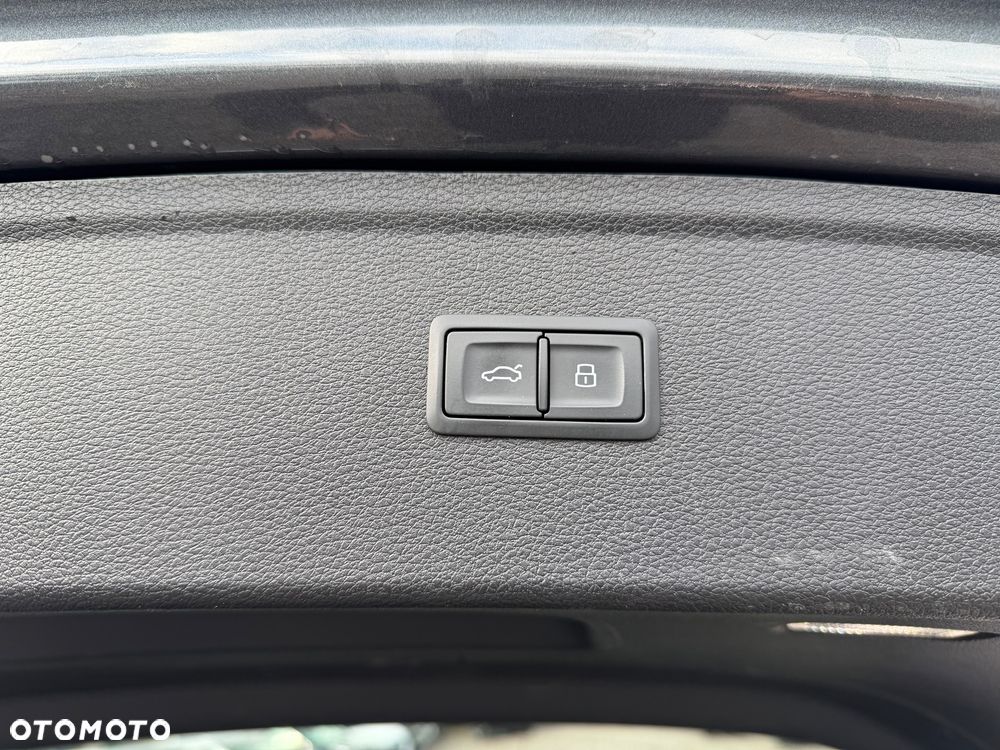 Audi Q5 40 TDI quattro S tronic - 33