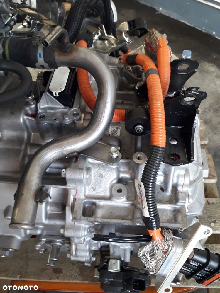 Toyota Auris II LIFT 1,8 hybryda skrzynia NOWA - 4