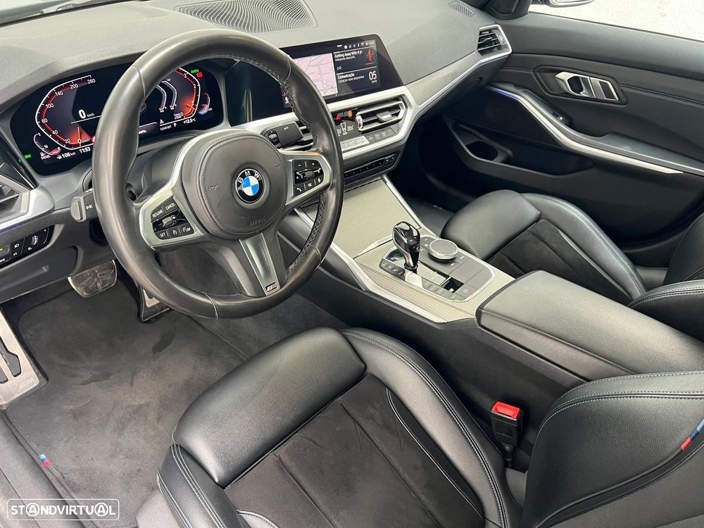 BMW 320 d Pack M Shadow Auto - 12