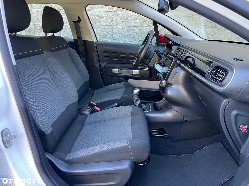 Citroën C3 1.2 PureTech Selection Elite - 18