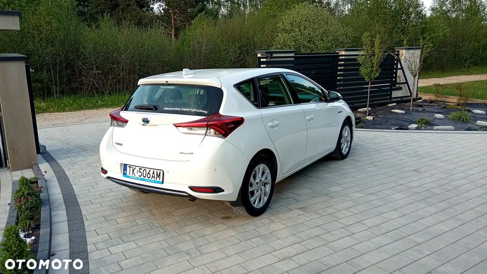 Toyota Auris Hybrid 135 Premium - 14