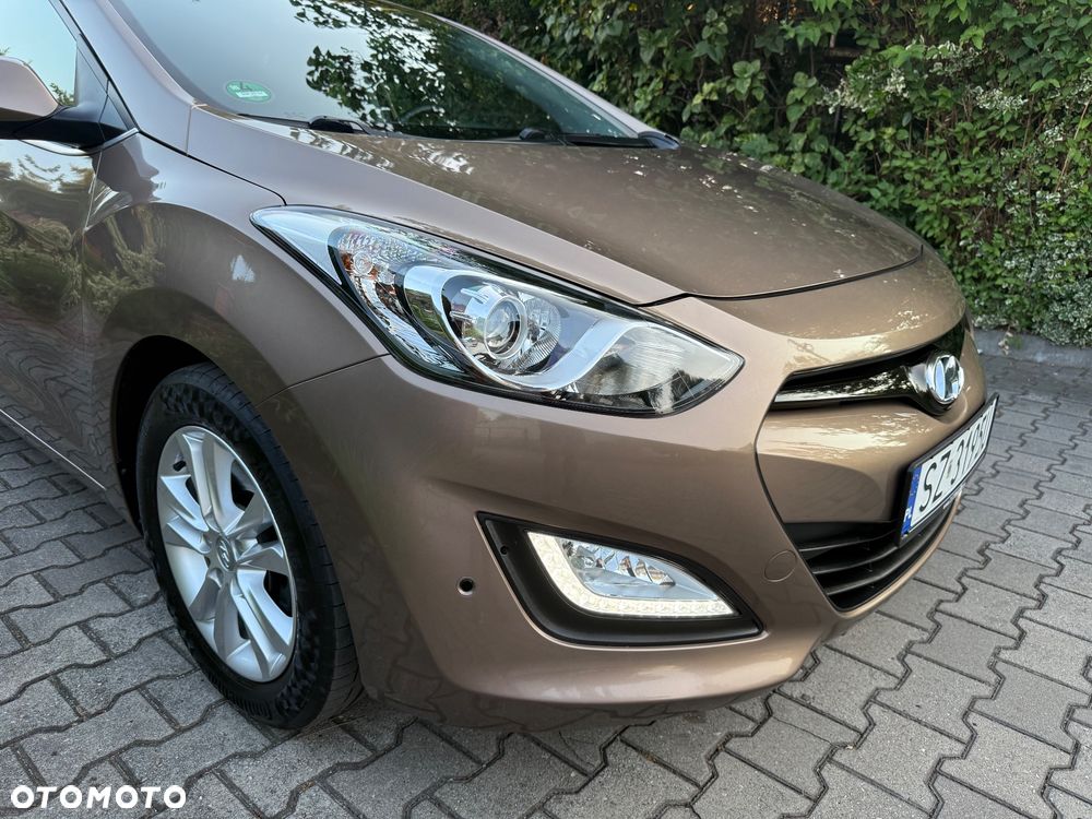 Hyundai i30 1.6 Fifa World Cup Edition - 15