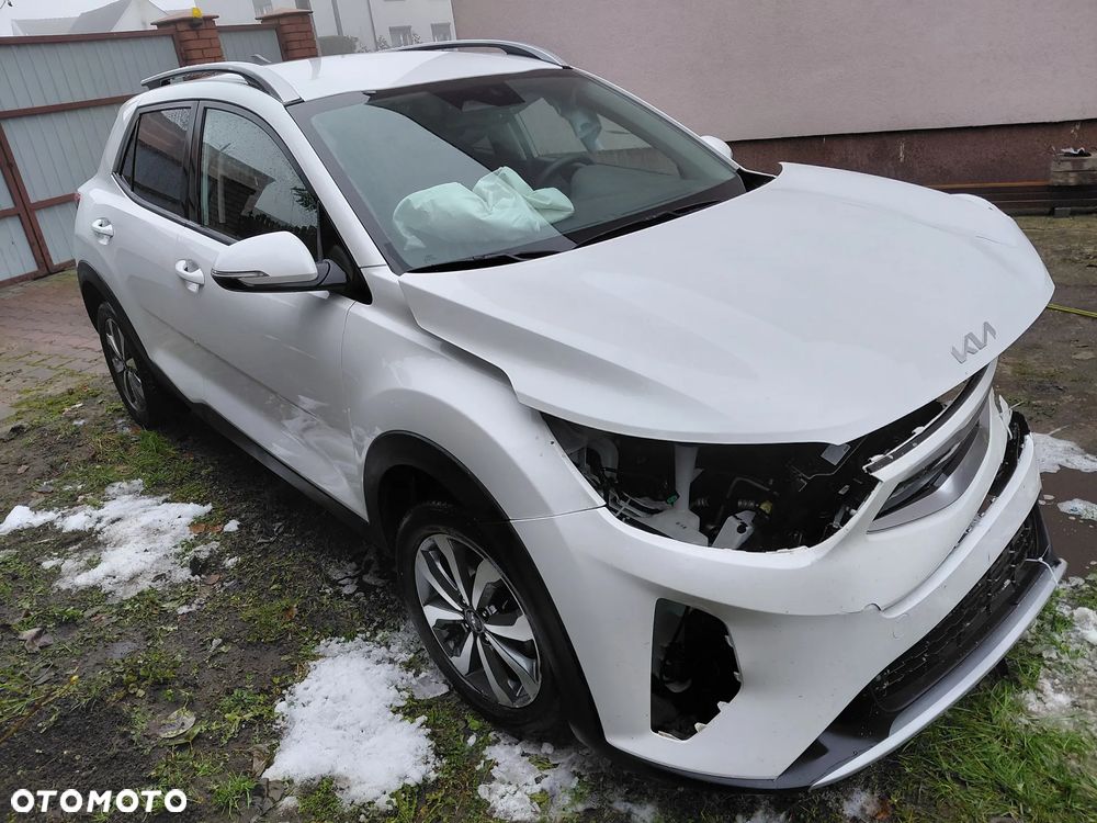Kia Stonic - 5