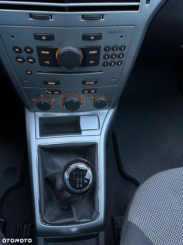 Opel Astra 1.6 Design Edition - 13