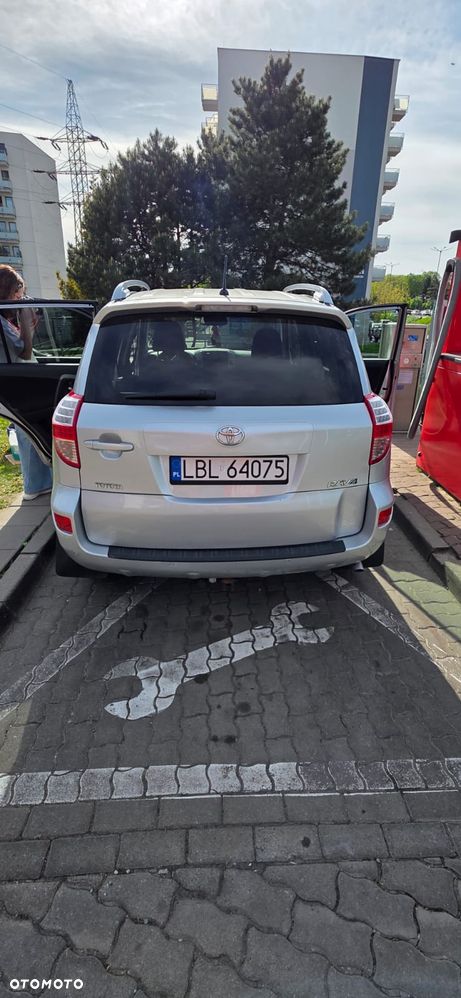 Toyota RAV4 - 5