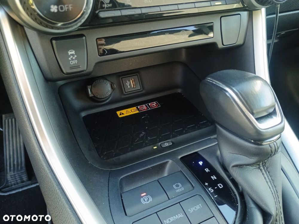 Toyota RAV4 - 22