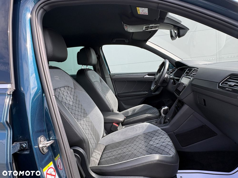 Volkswagen Tiguan 1.5 eTSI OPF DSG R-Line - 22