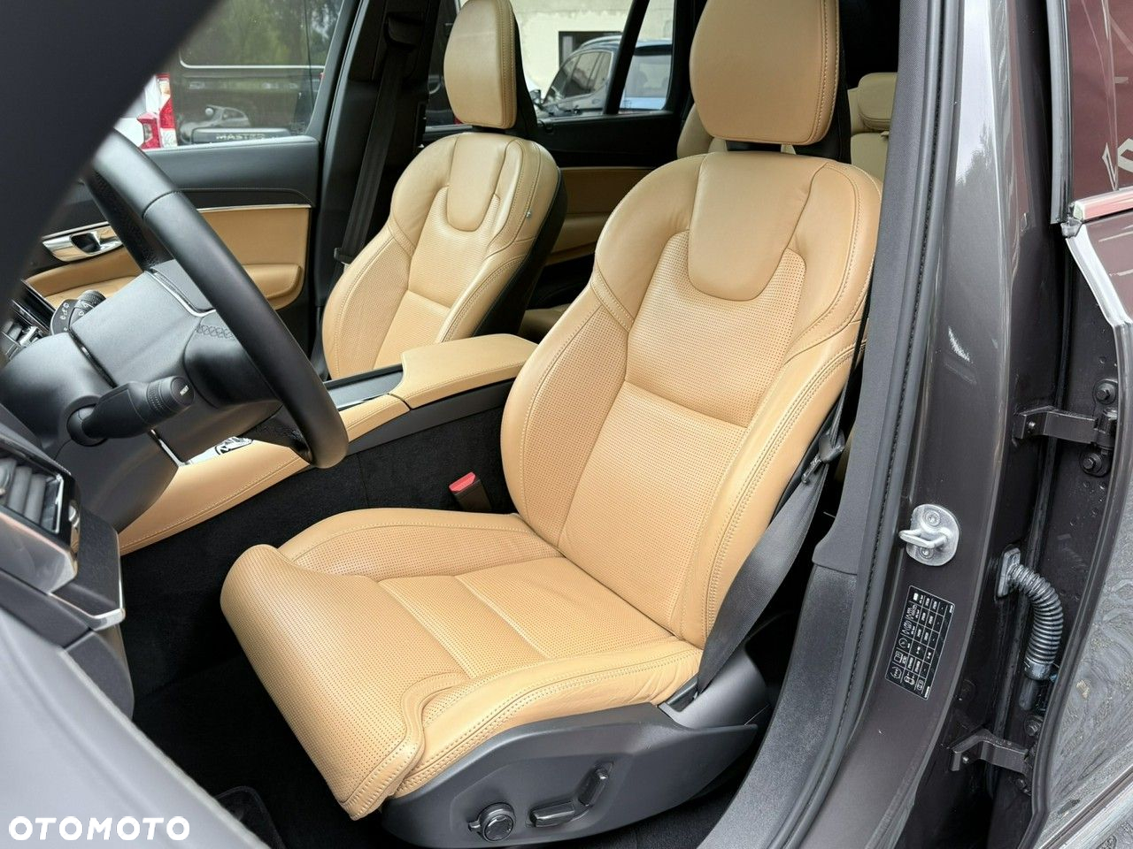 Volvo XC 90 - 16