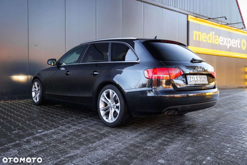 Audi A4 Avant 2.0 TDI DPF quattro S line Sportpaket (plus) - 14