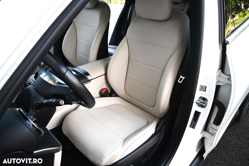 Mercedes-Benz GLC 200 4Matic 9G-TRONIC Edition Avantgarde - 8