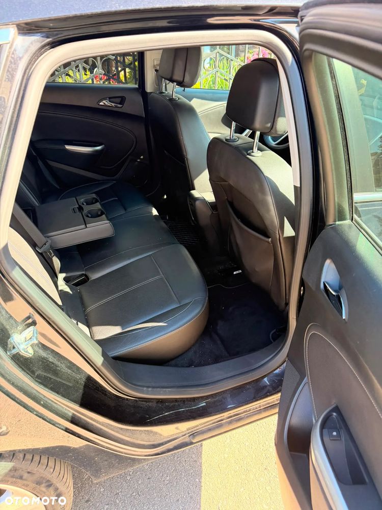 Opel Astra 1.6 T Sport - 9