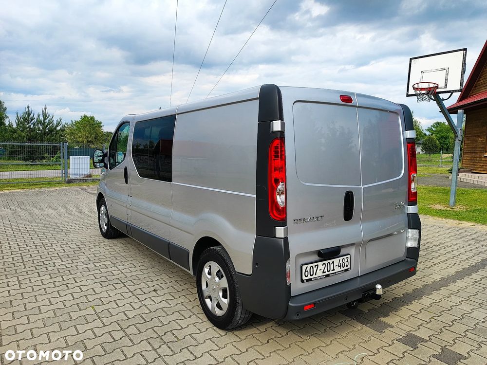 Renault Trafic - 10