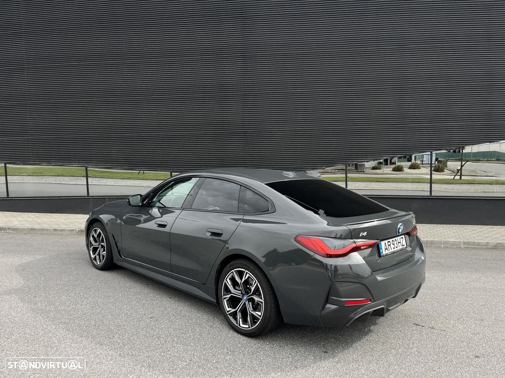 BMW i4 eDrive40 Pack Desportivo M - 26