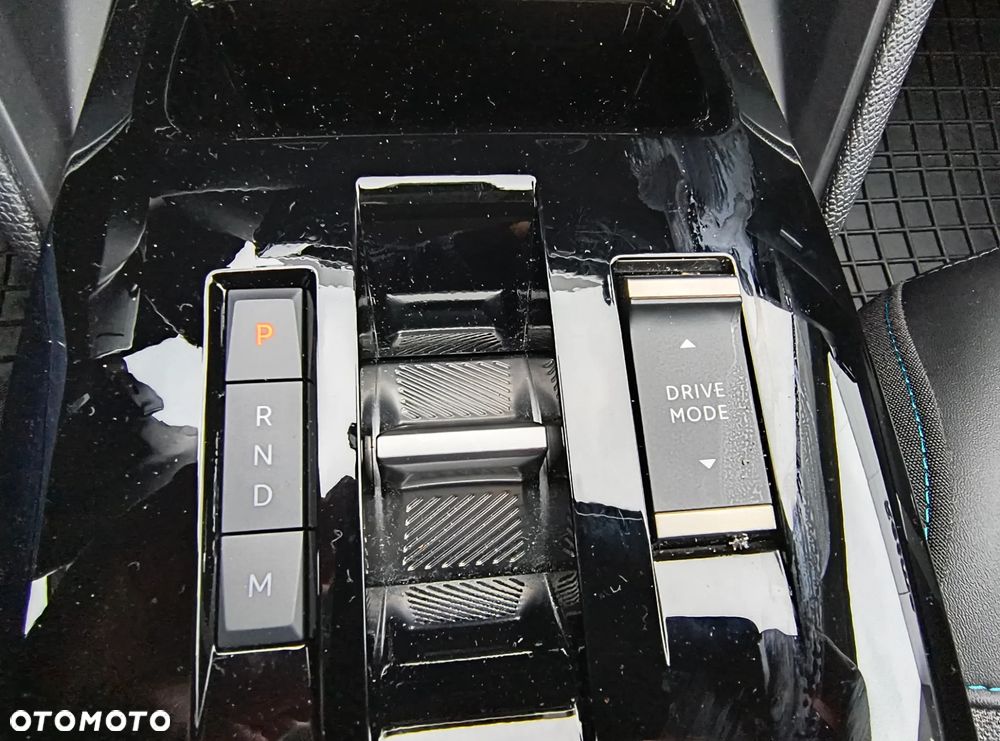 Citroën C4 1.2 PureTech Max S&S EAT8 - 21