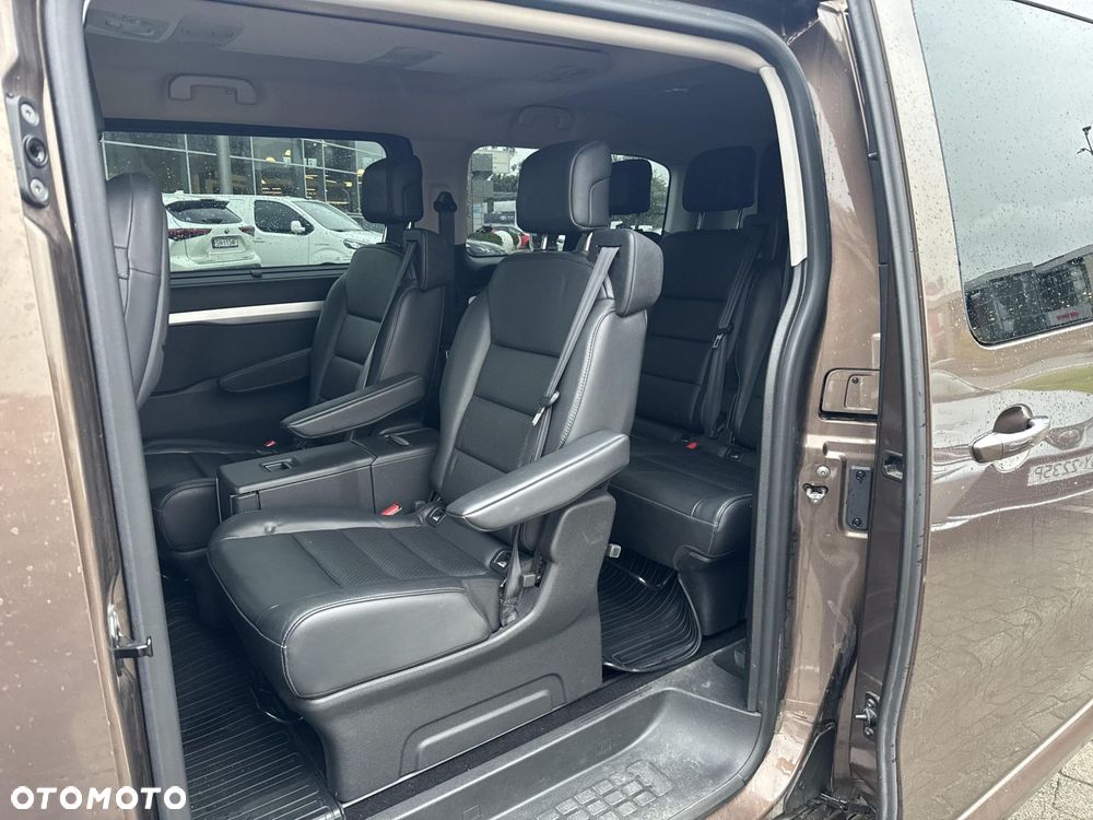 Toyota Proace Verso 2.0 D4-D Long VIP - 24