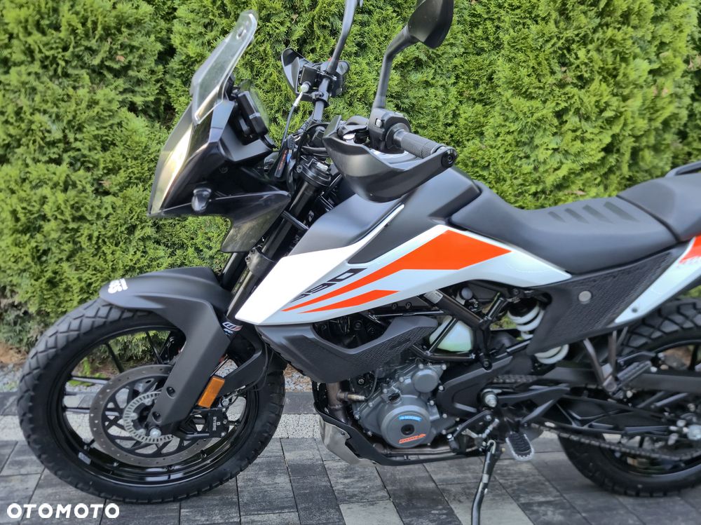KTM Adventure - 25