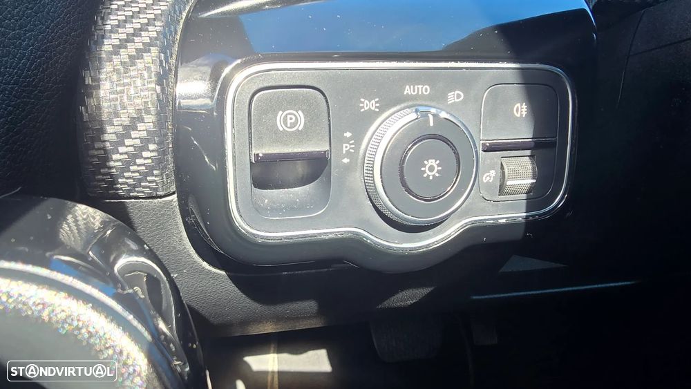 Mercedes-Benz A 180 d Business Solutions Aut. - 42