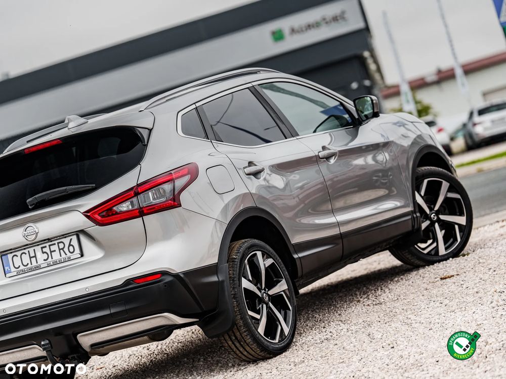 Nissan Qashqai 1.6 dCi Xtronic TEKNA+ - 9