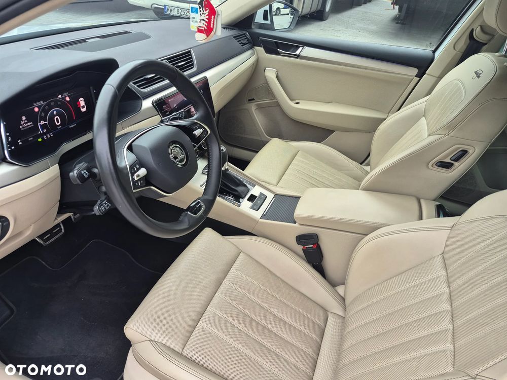 Skoda Superb 2.0 TDI SCR 4x4 L&K DSG - 23