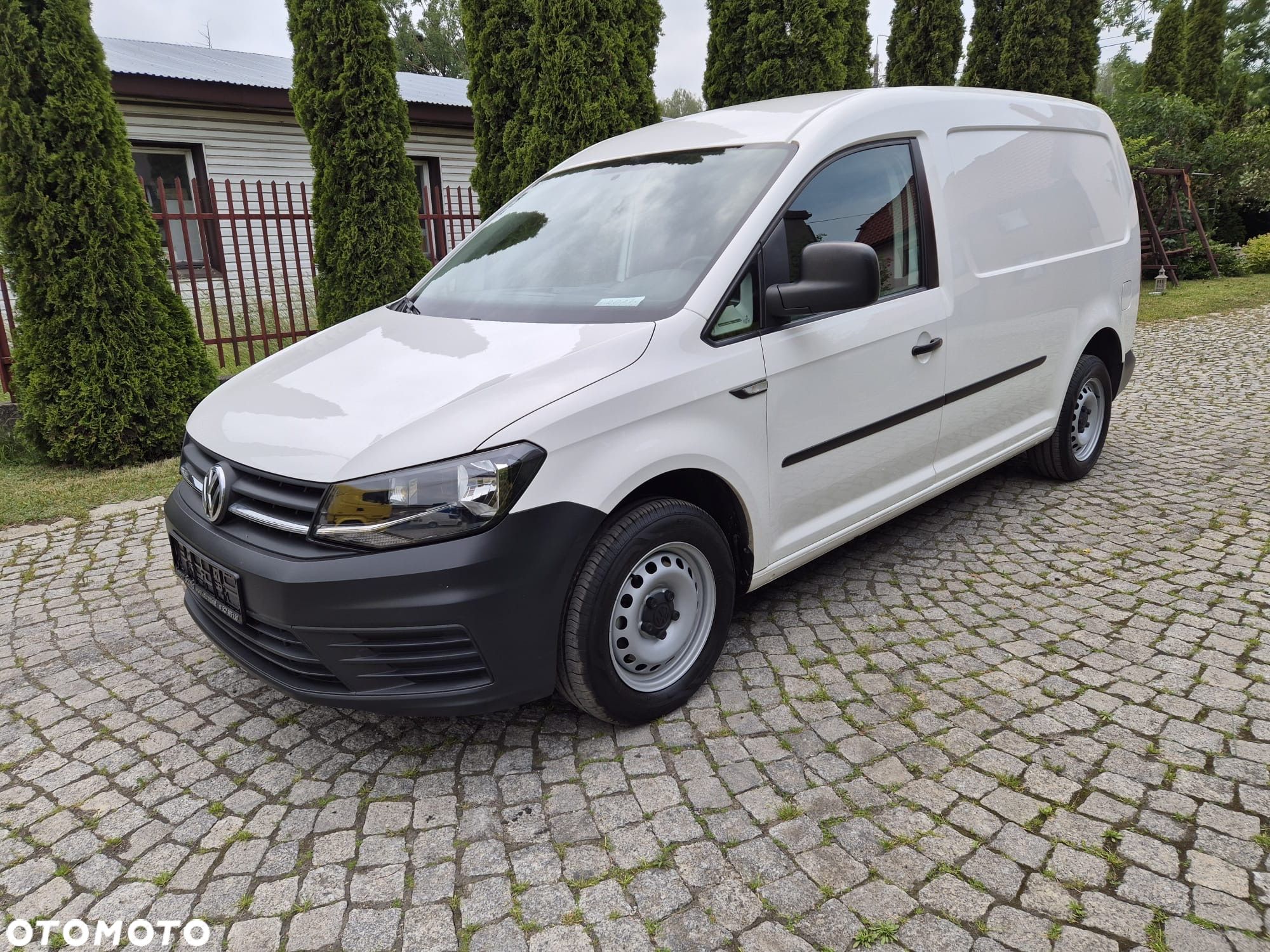Volkswagen Caddy Maxi - 1