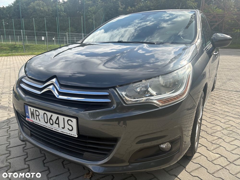 Citroën C4 VTi 120 Exclusive - 3